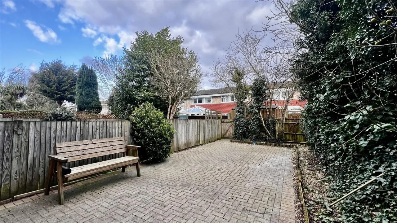 bed House, Terraced For SaleWheatlands, TW5, photo 6