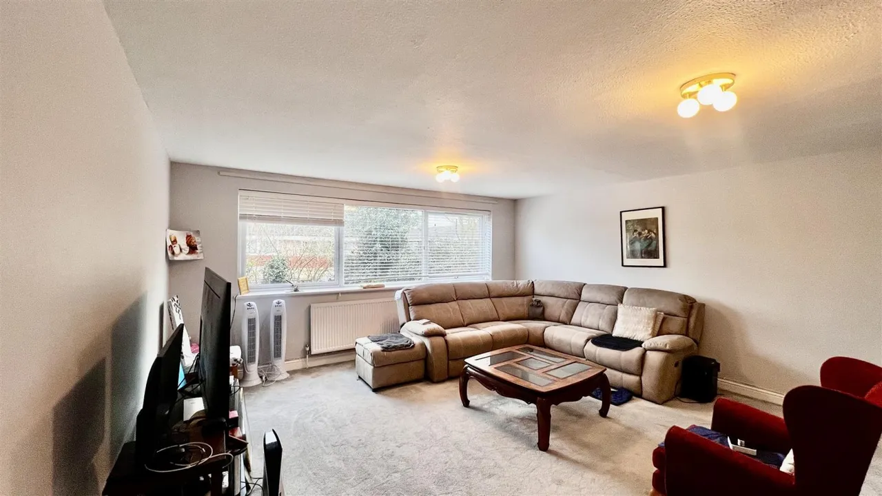 bed House, Terraced For SaleWheatlands, TW5, photo 8