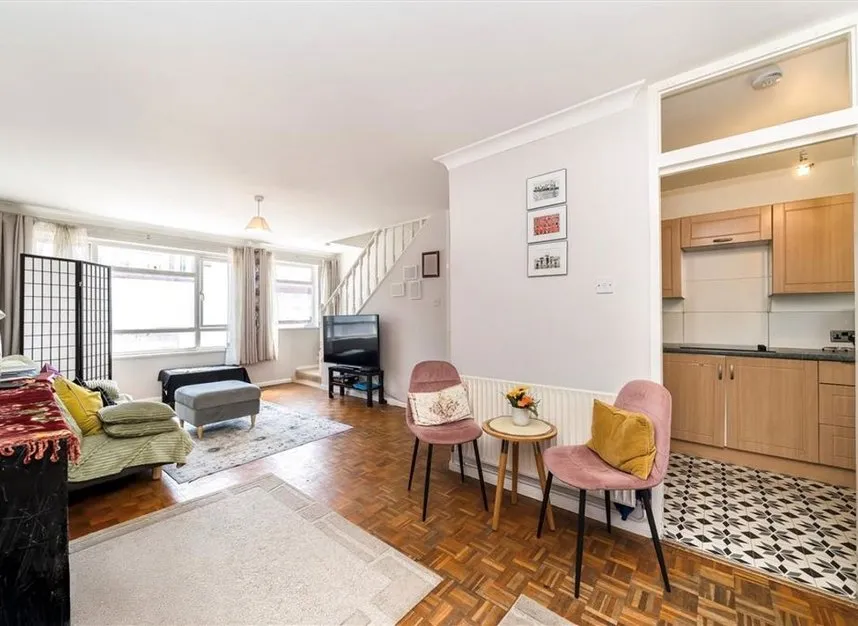 Alanthus Close, Lee, SE12, photo 3