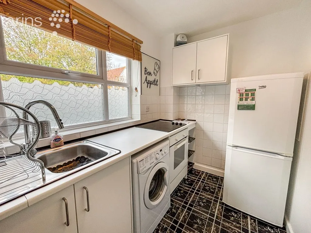 Lysander Close, Woodley, RG5, photo 3