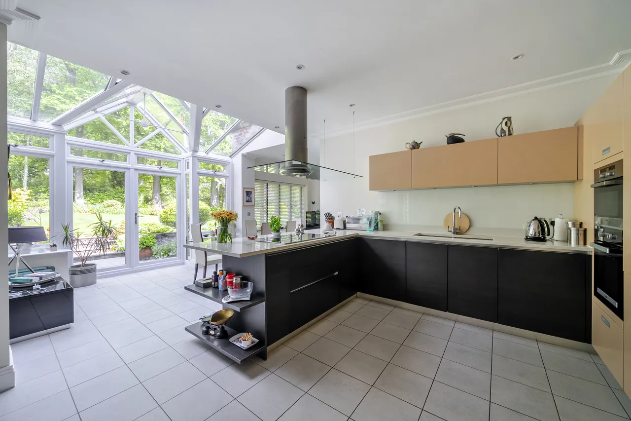 Park Grove, Beaconsfield, HP9, photo 4