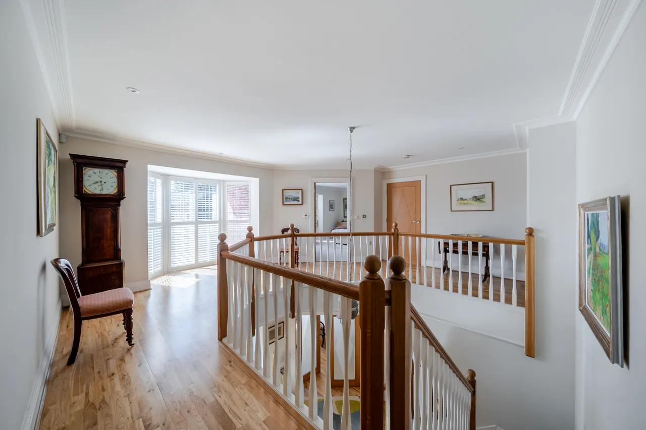 Park Grove, Beaconsfield, HP9, photo 5
