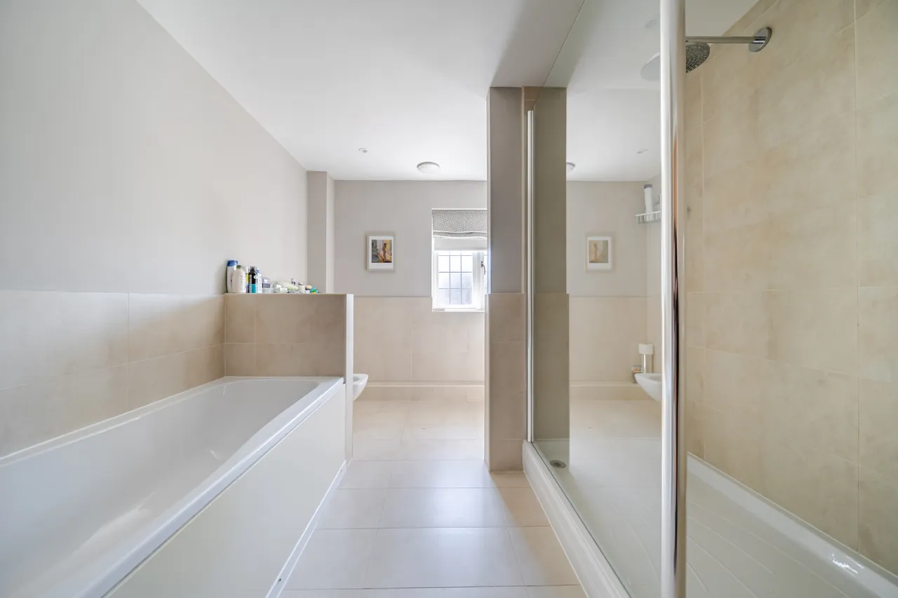 Park Grove, Beaconsfield, HP9, photo 10