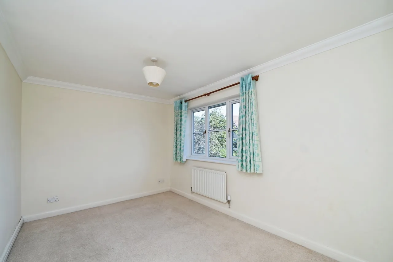 Falcon Wood, Leatherhead, KT22, photo 17