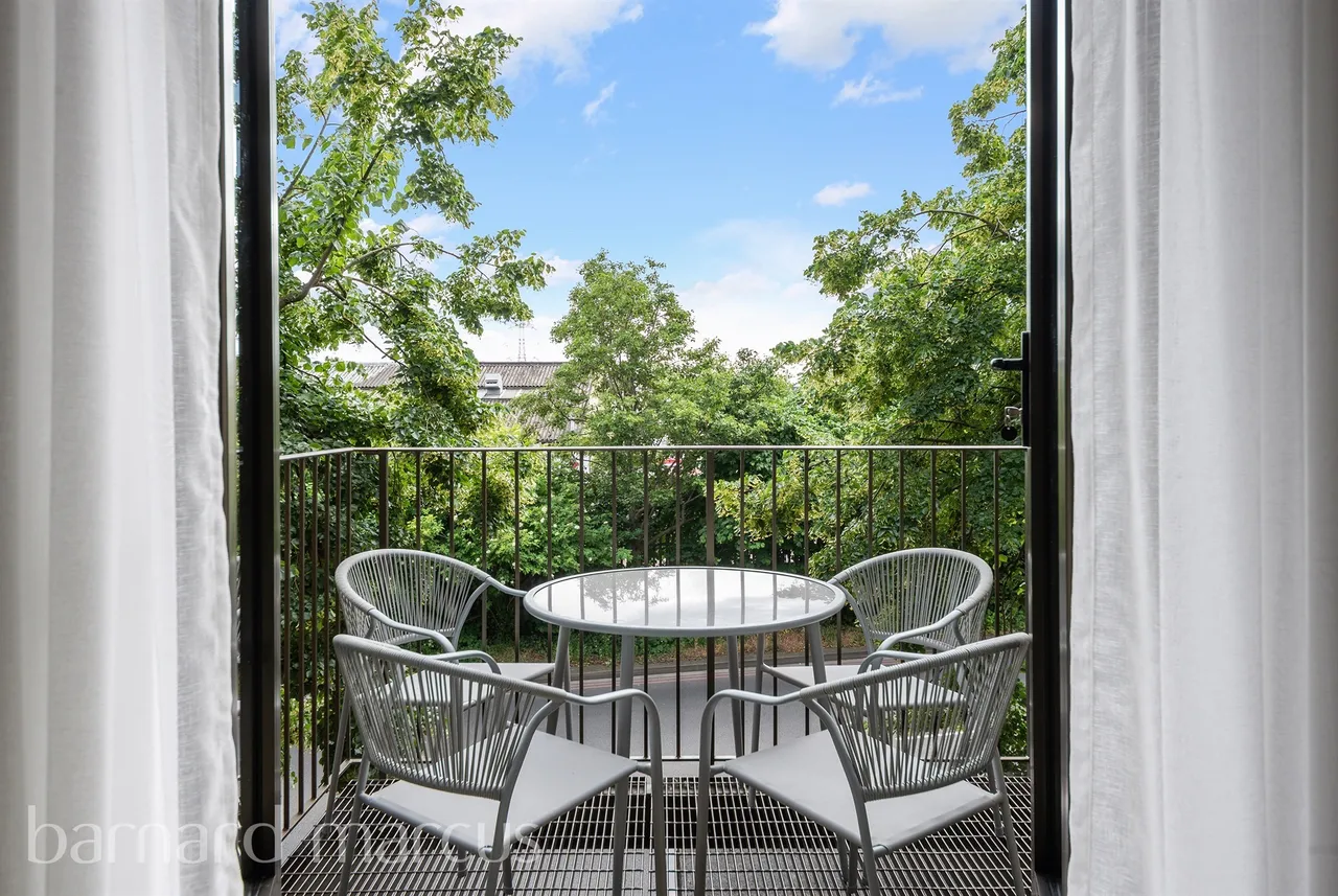 Station Road, London, SW19, photo 7