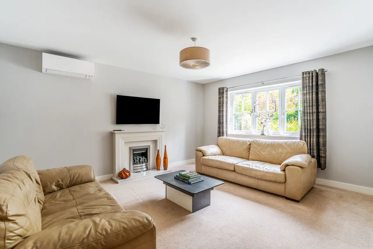 Upper Chobham Road, Camberley, GU15, photo 10