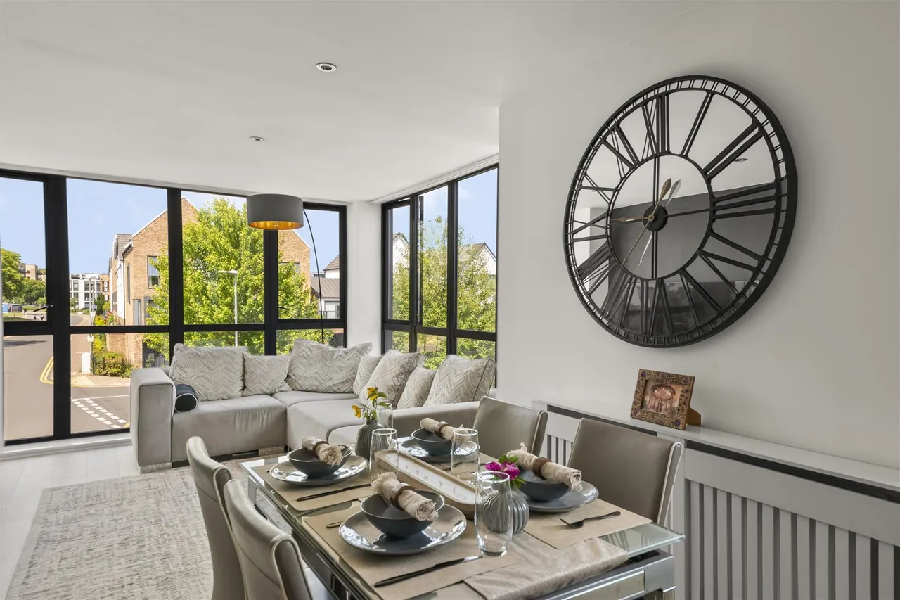 Dyson Drive, Uxbridge, photo 10