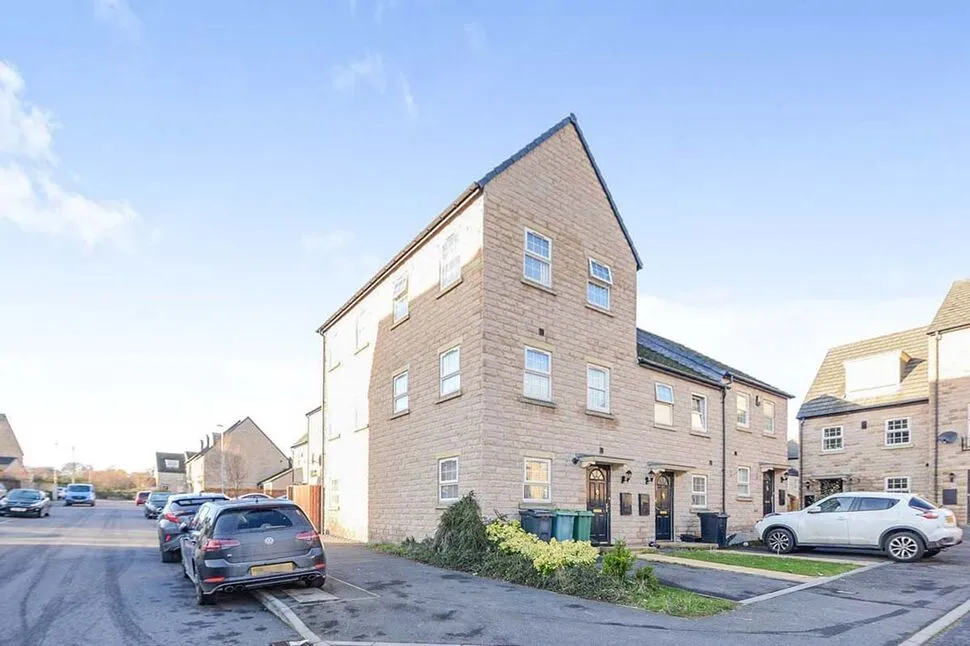 Marlington Drive, Huddersfield, West Yorkshire, HD2, photo 8