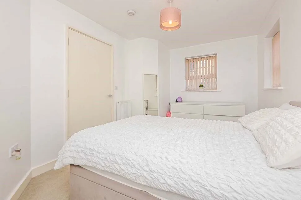 Marlington Drive, Huddersfield, West Yorkshire, HD2, photo 4