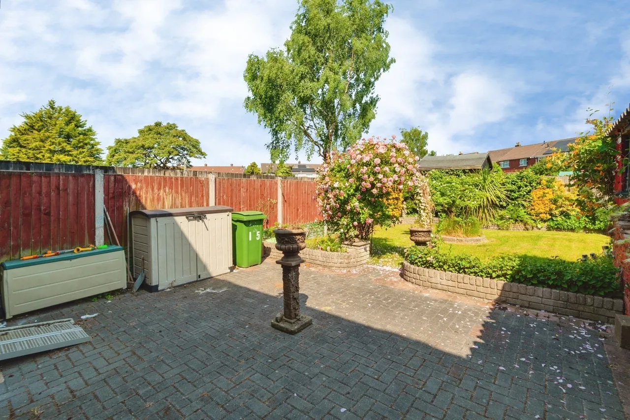 Deansway, Widnes, WA8, photo 18