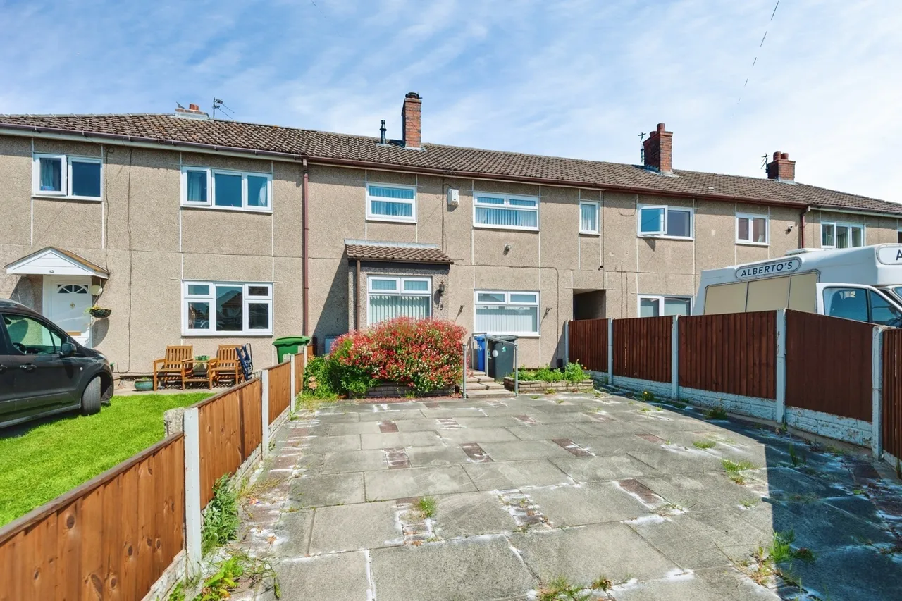 4 bed house for sale, Deansway, Widnes, WA8