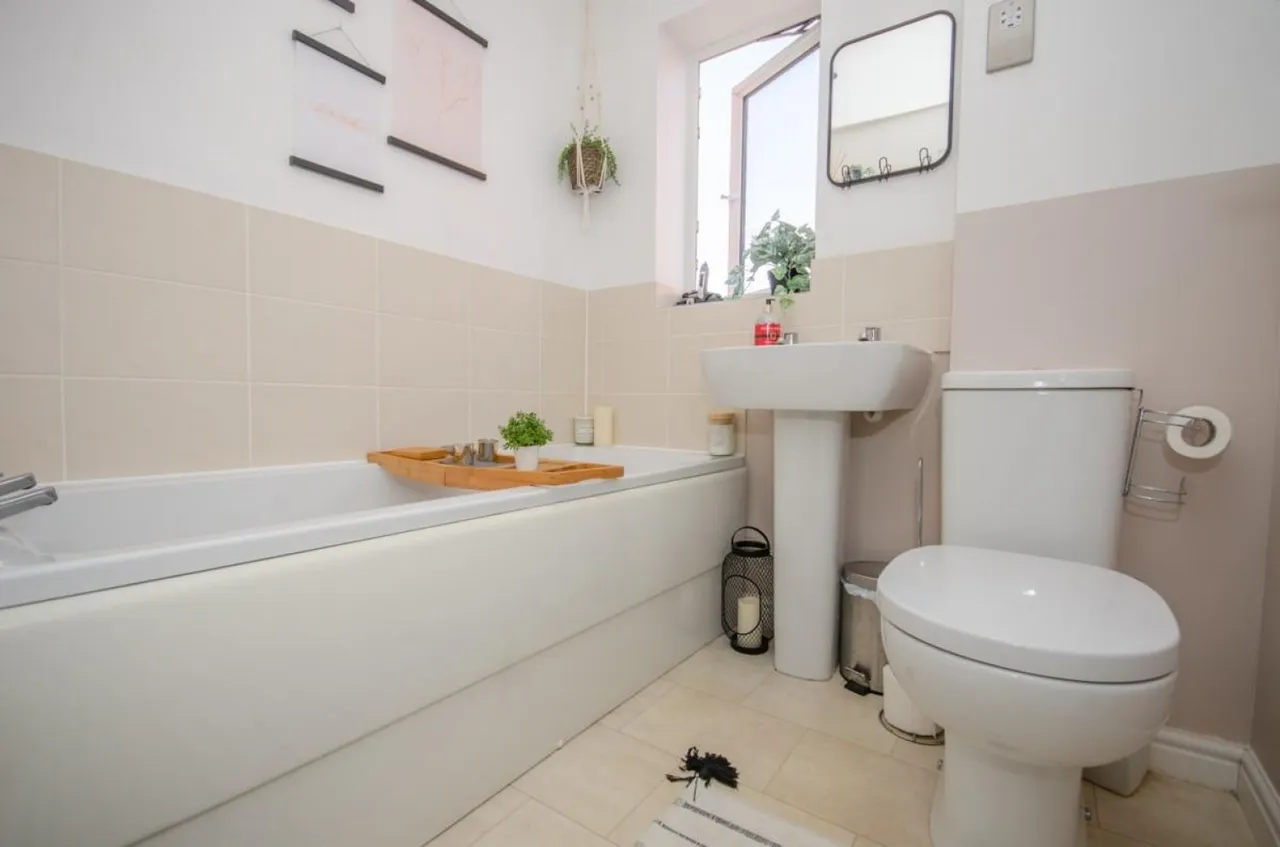 Bluebell Way, Lyde Green, BS16, photo 16