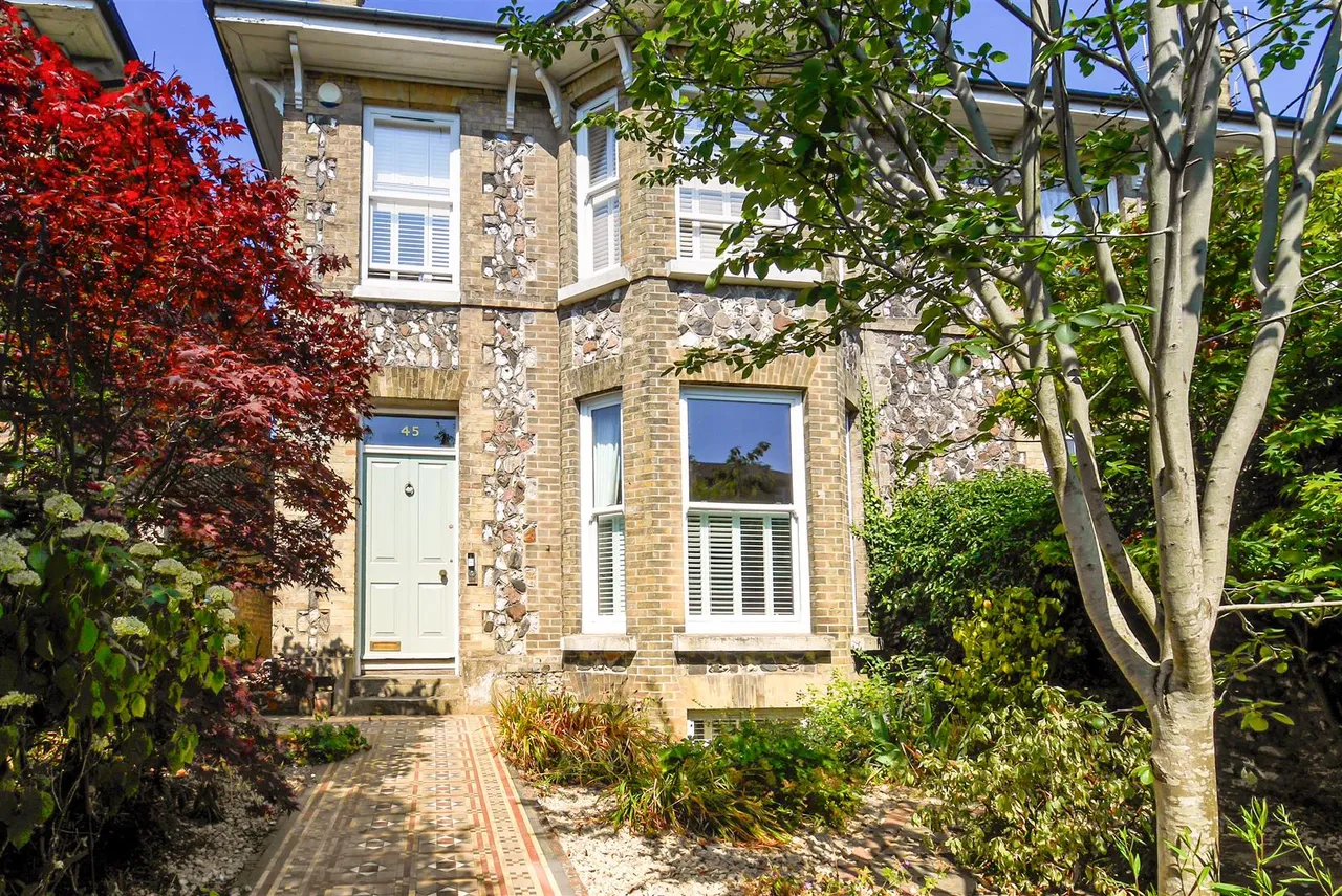 Arundel Road, Littlehampton, photo 33