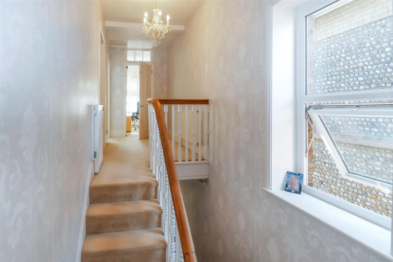 Arundel Road, Littlehampton, photo 19