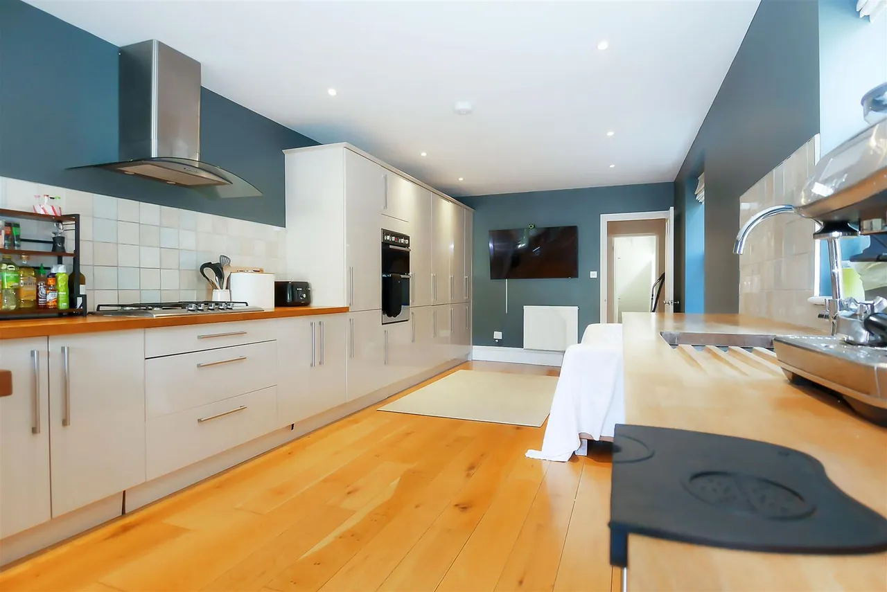 Arundel Road, Littlehampton, photo 8