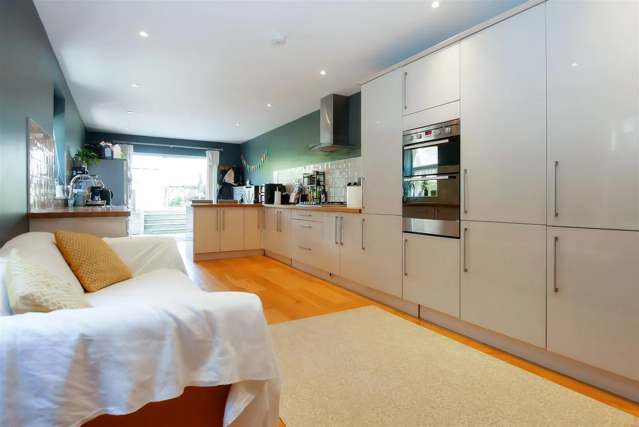 Arundel Road, Littlehampton, photo 7