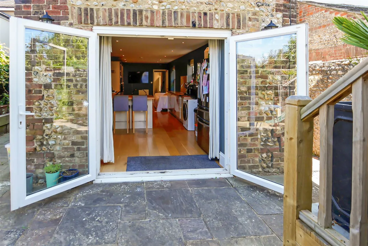 Arundel Road, Littlehampton, photo 29