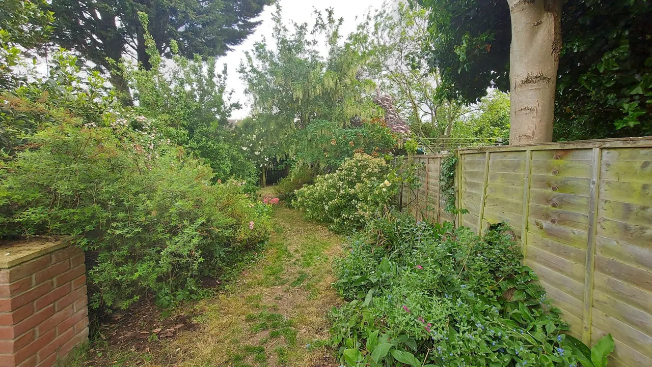 Gladstone Street, Bourne, PE10, photo 23