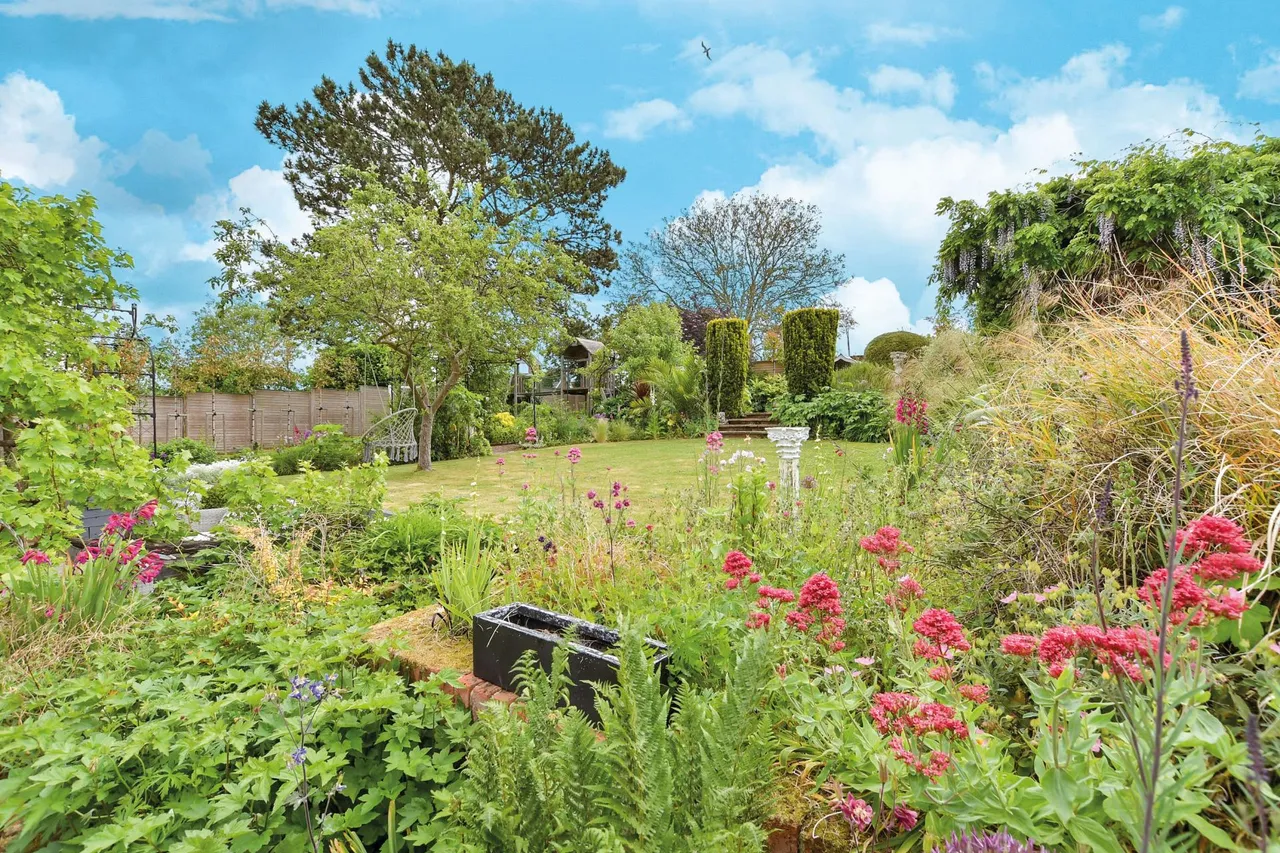 Gore Lane, Eastry, CT13, photo 16