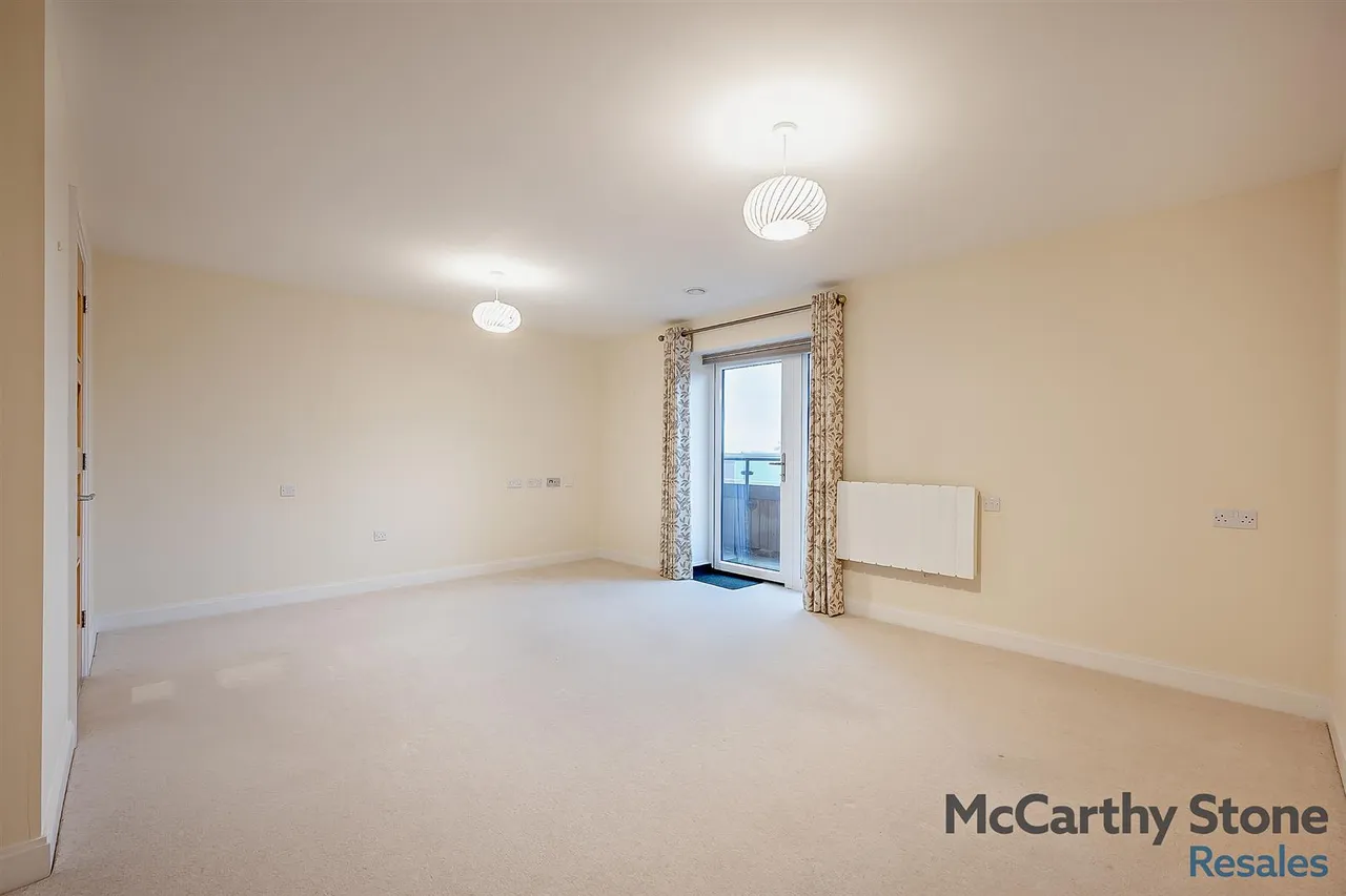 Springfield Close, Stratford-Upon-Avon, CV37, photo 5