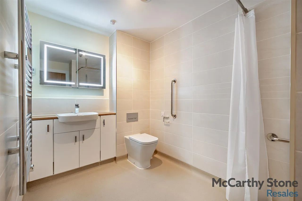 Springfield Close, Stratford-Upon-Avon, CV37, photo 6