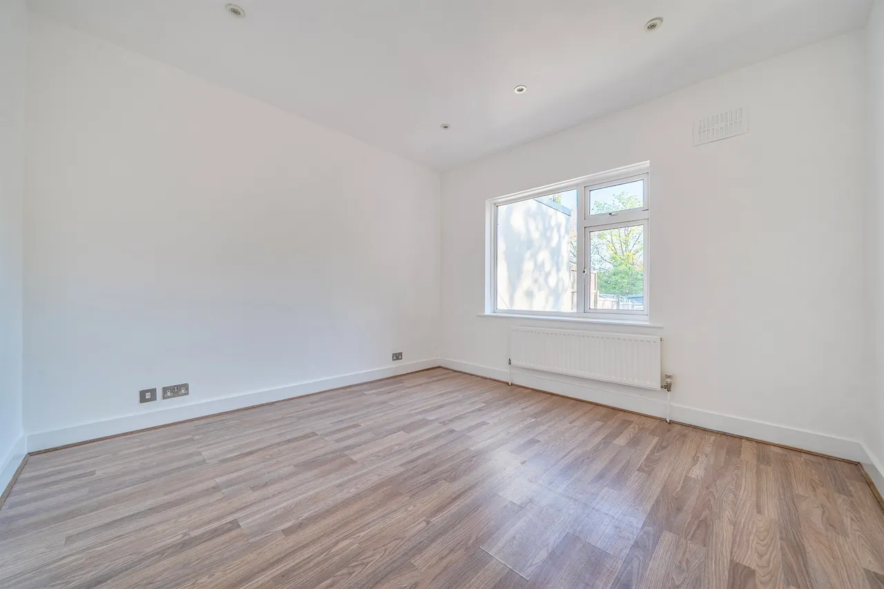 Marlborough Close, London, N20, photo 5