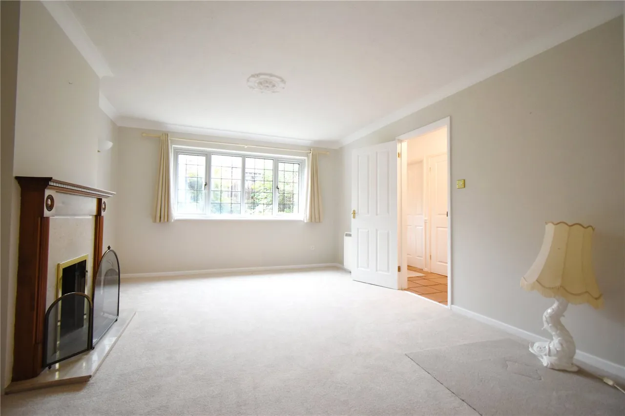 Mill Close, Sherfield-on-Loddon, Hook, Hampshire, RG27 0AQ, photo 11