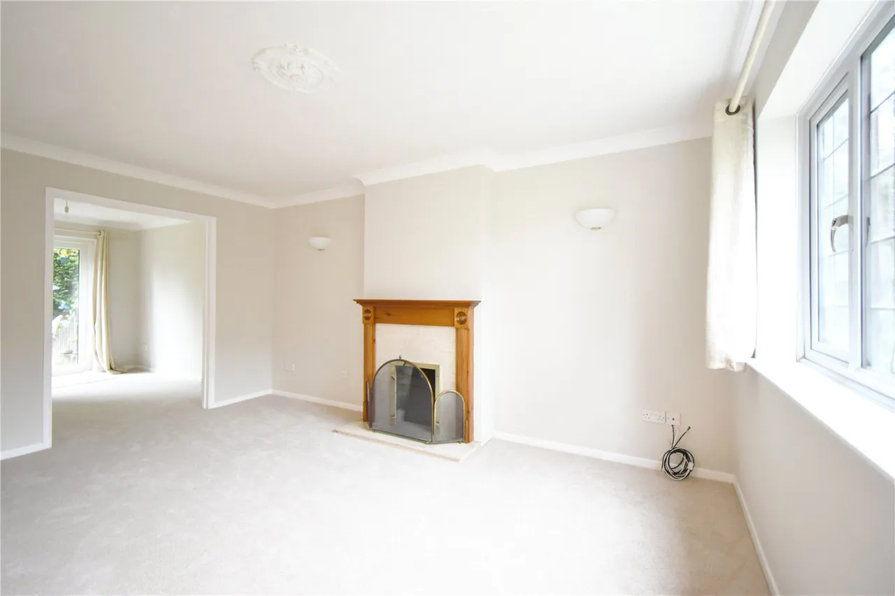 Mill Close, Sherfield-on-Loddon, Hook, Hampshire, RG27 0AQ, photo 10