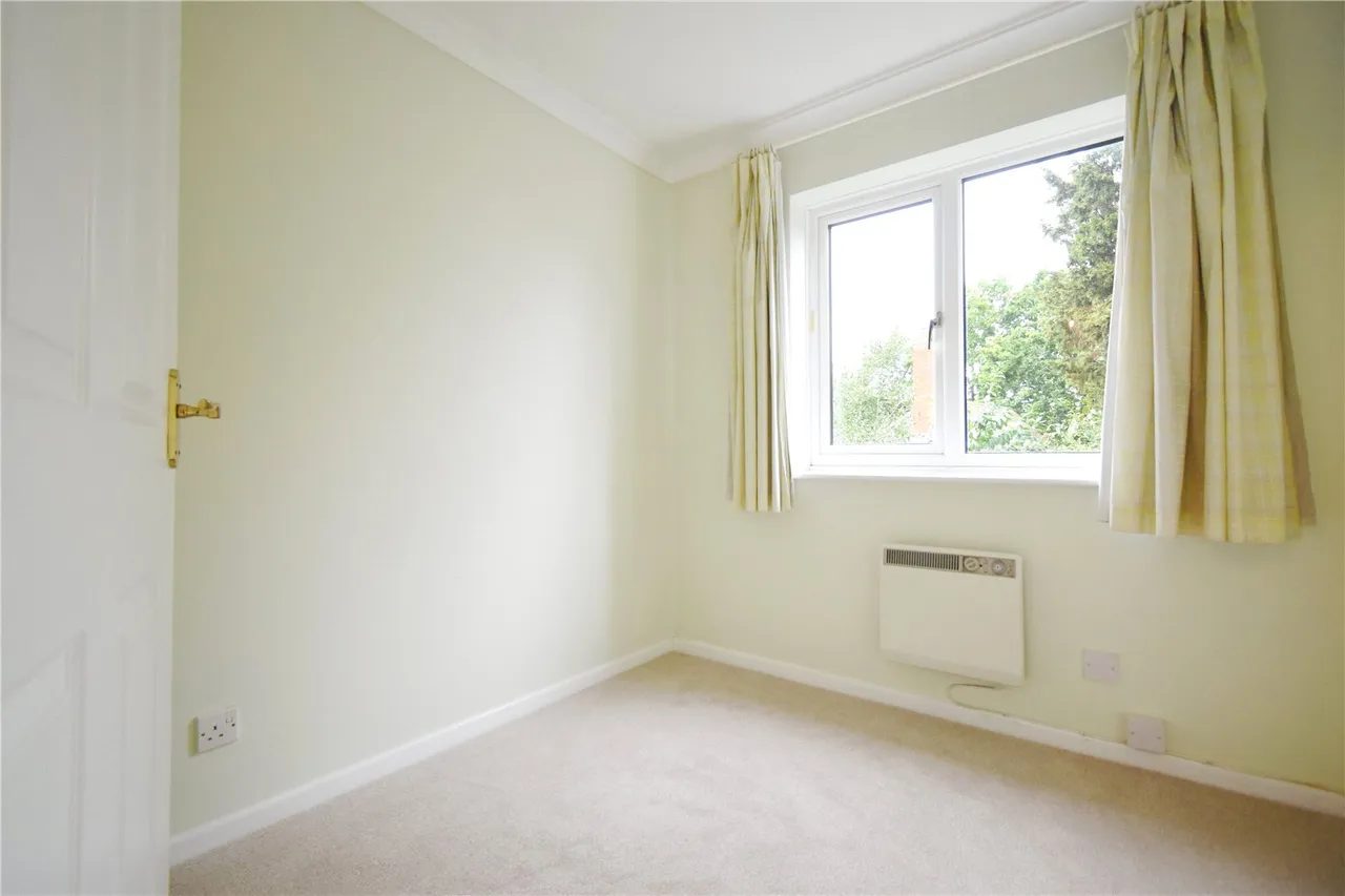 Mill Close, Sherfield-on-Loddon, Hook, Hampshire, RG27 0AQ, photo 13