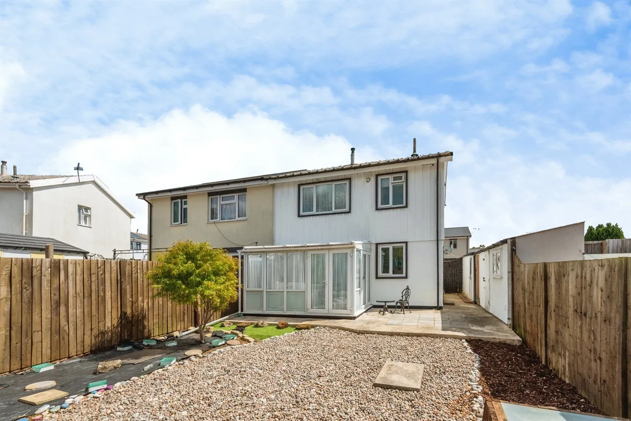 Pound Lane, Swindon, SN2, photo 12