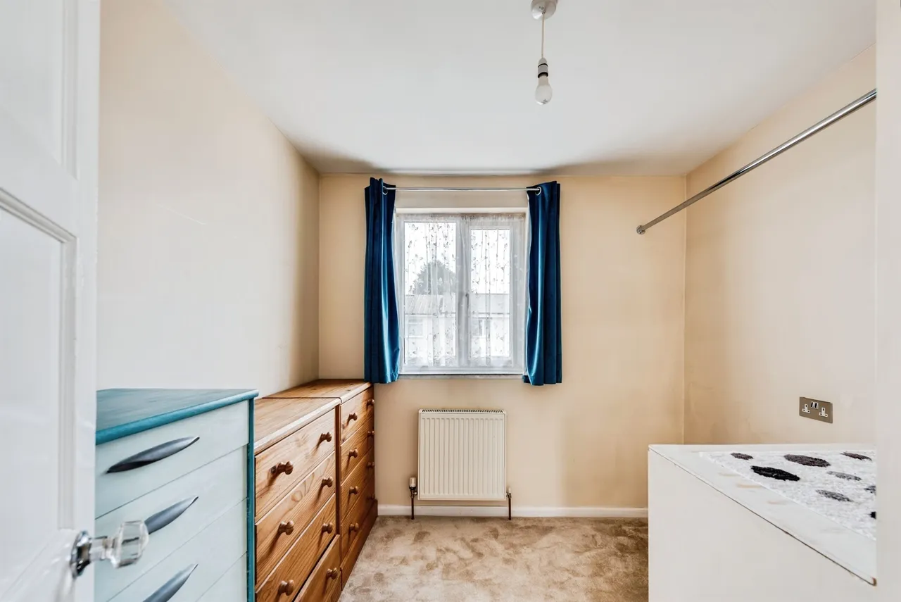 Pound Lane, Swindon, SN2, photo 8