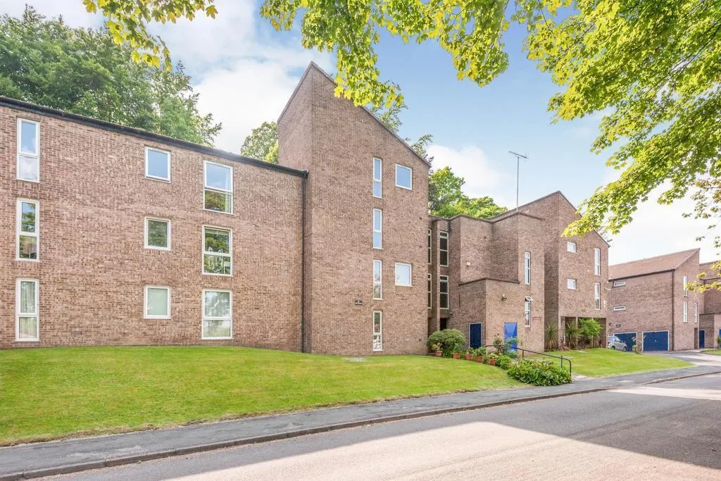 Frizley Gardens, Bradford, BD9, photo 16