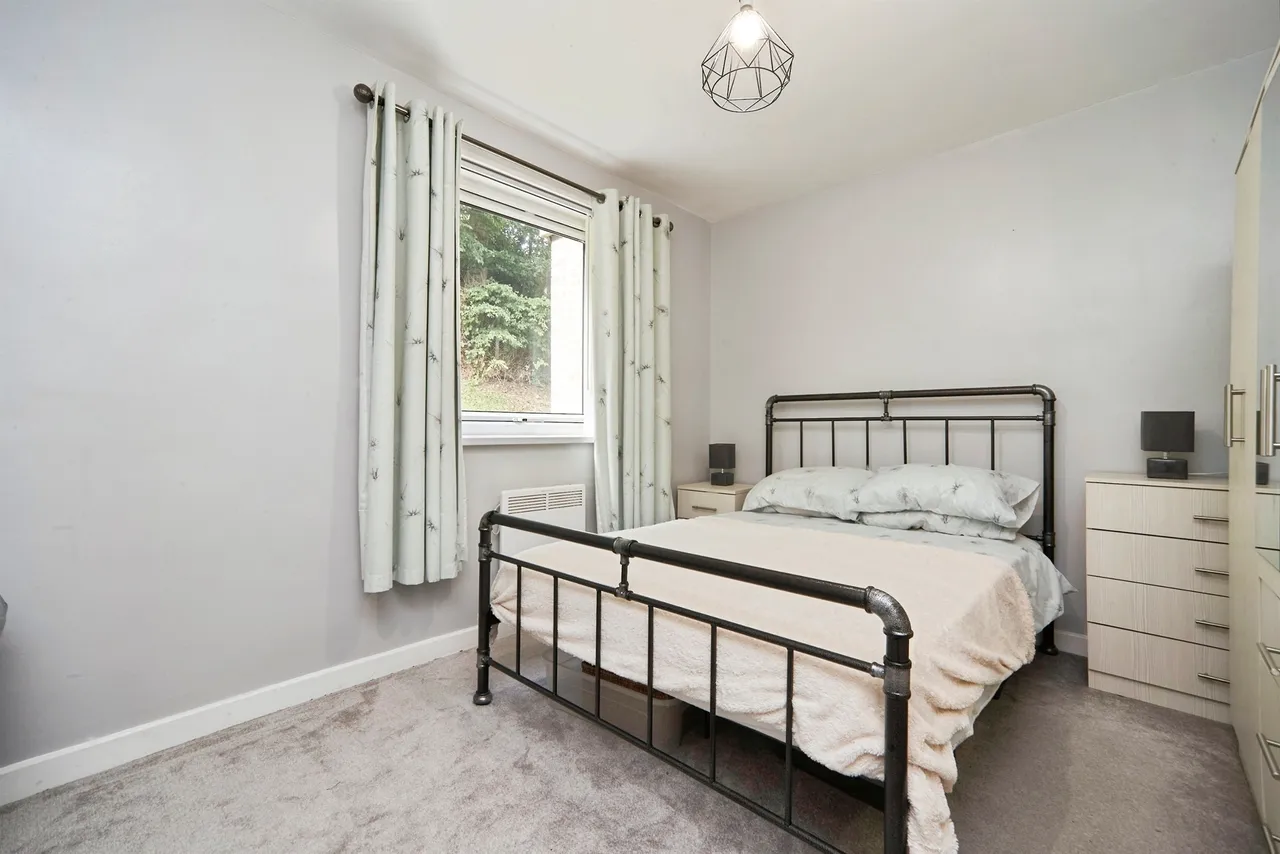 Frizley Gardens, Bradford, BD9, photo 8