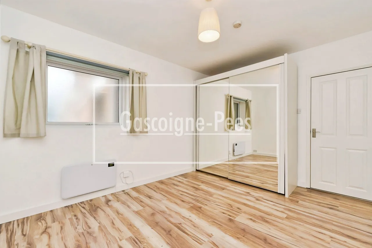 Hook Road, Surbiton, KT6, photo 4