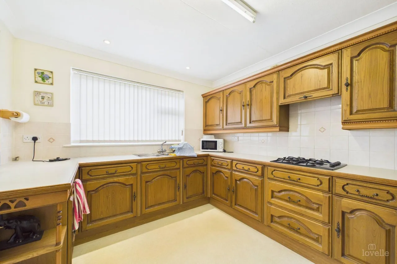 Ferriby Road, Barton-upon-Humber, DN18, photo 31