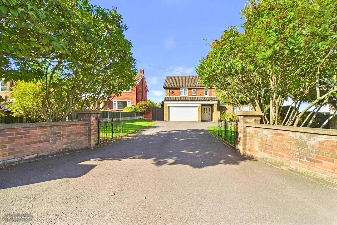 Ferriby Road, Barton-upon-Humber, DN18, photo 44