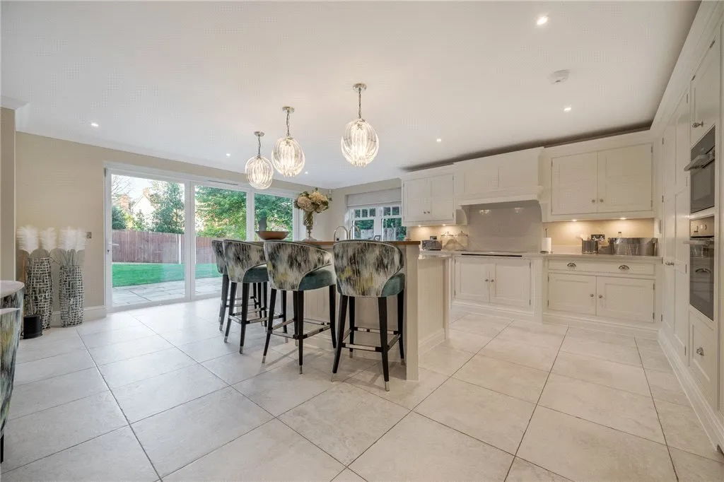 Plaistow Lane, BR1, photo 5