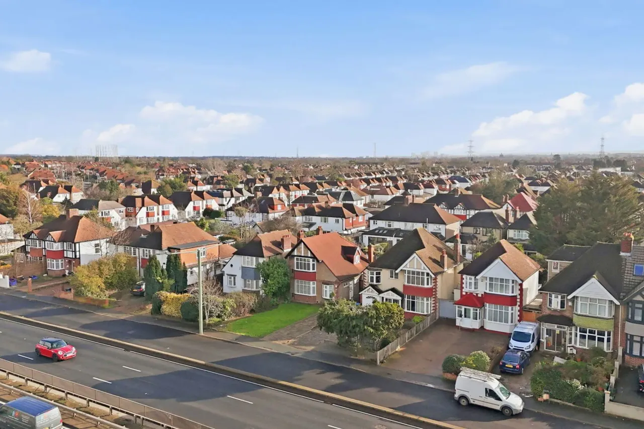 3 bed house for sale — Malden Way, New Malden, KT3 5QS