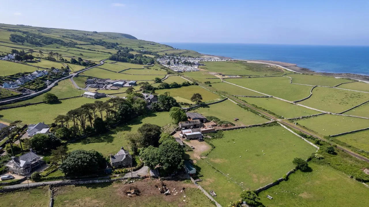 Mill Street, Llwyngwril, LL37, photo 54