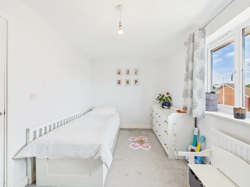 Stillwell Way, Faygate, photo 15