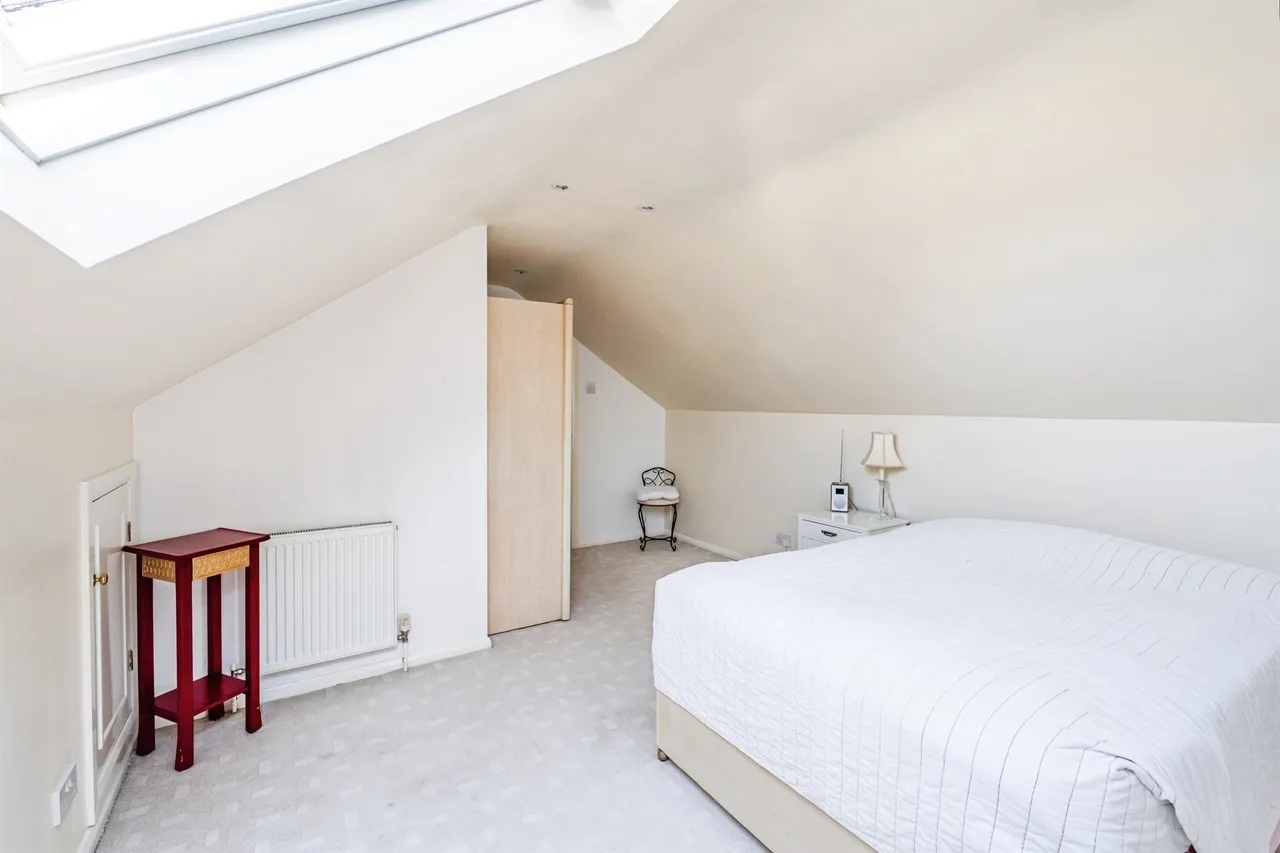 Chyngton Gardens, Seaford, photo 9