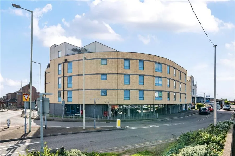 1 bed flat for sale, Sturlas Way, Waltham Cross, EN8