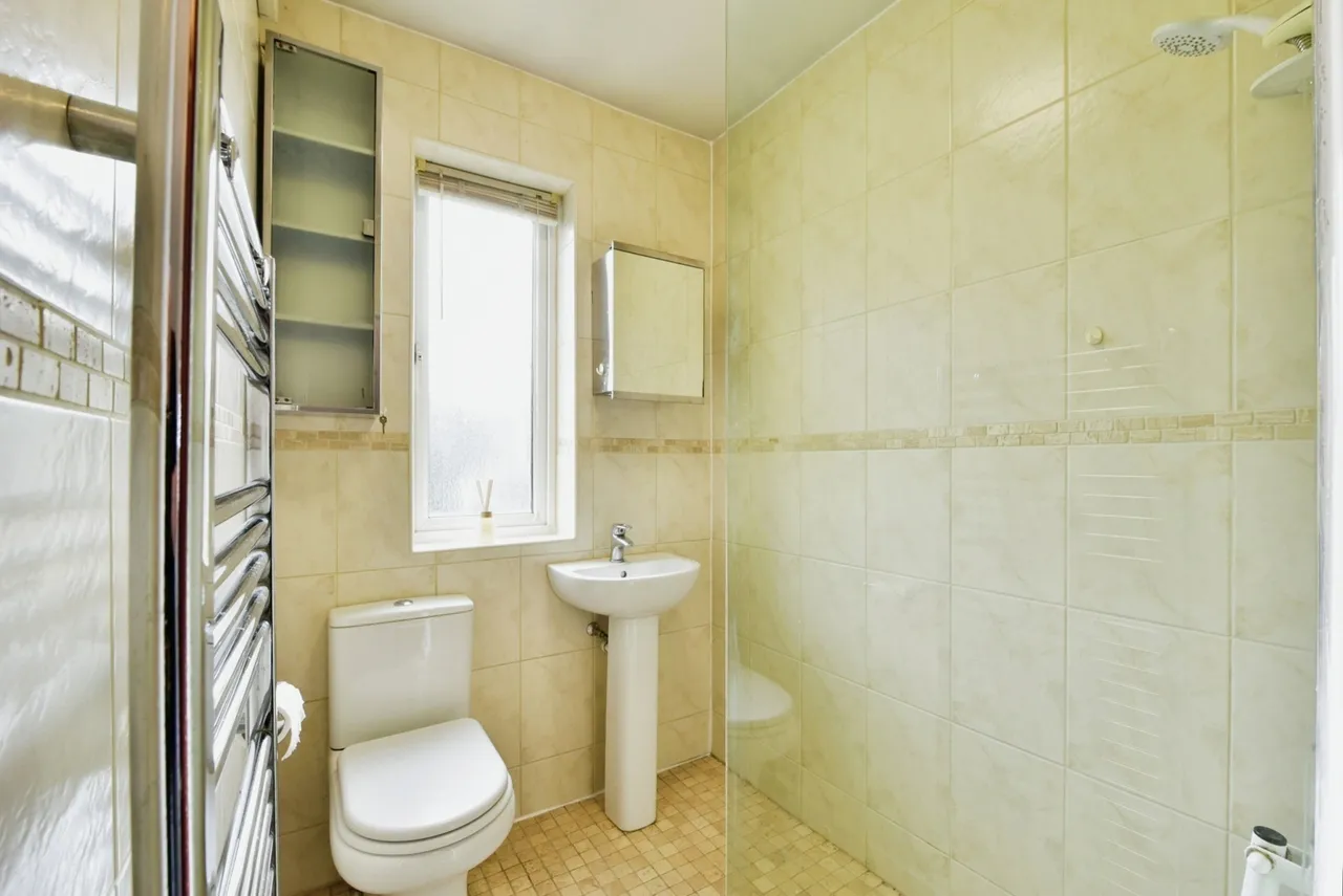 Houstead Road, Sheffield, South Yorkshire, S9, photo 6