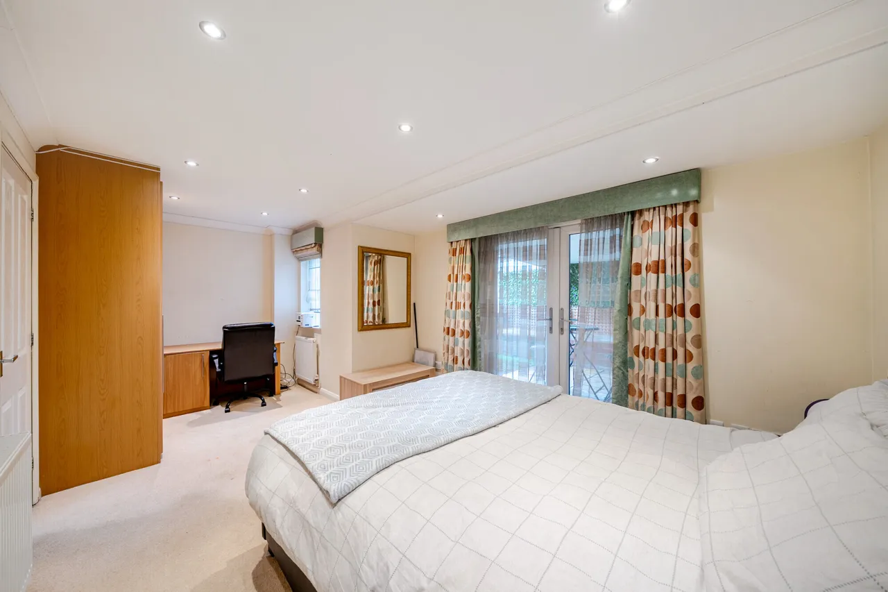 Hazelbank, Rickmansworth, WD3, photo 10