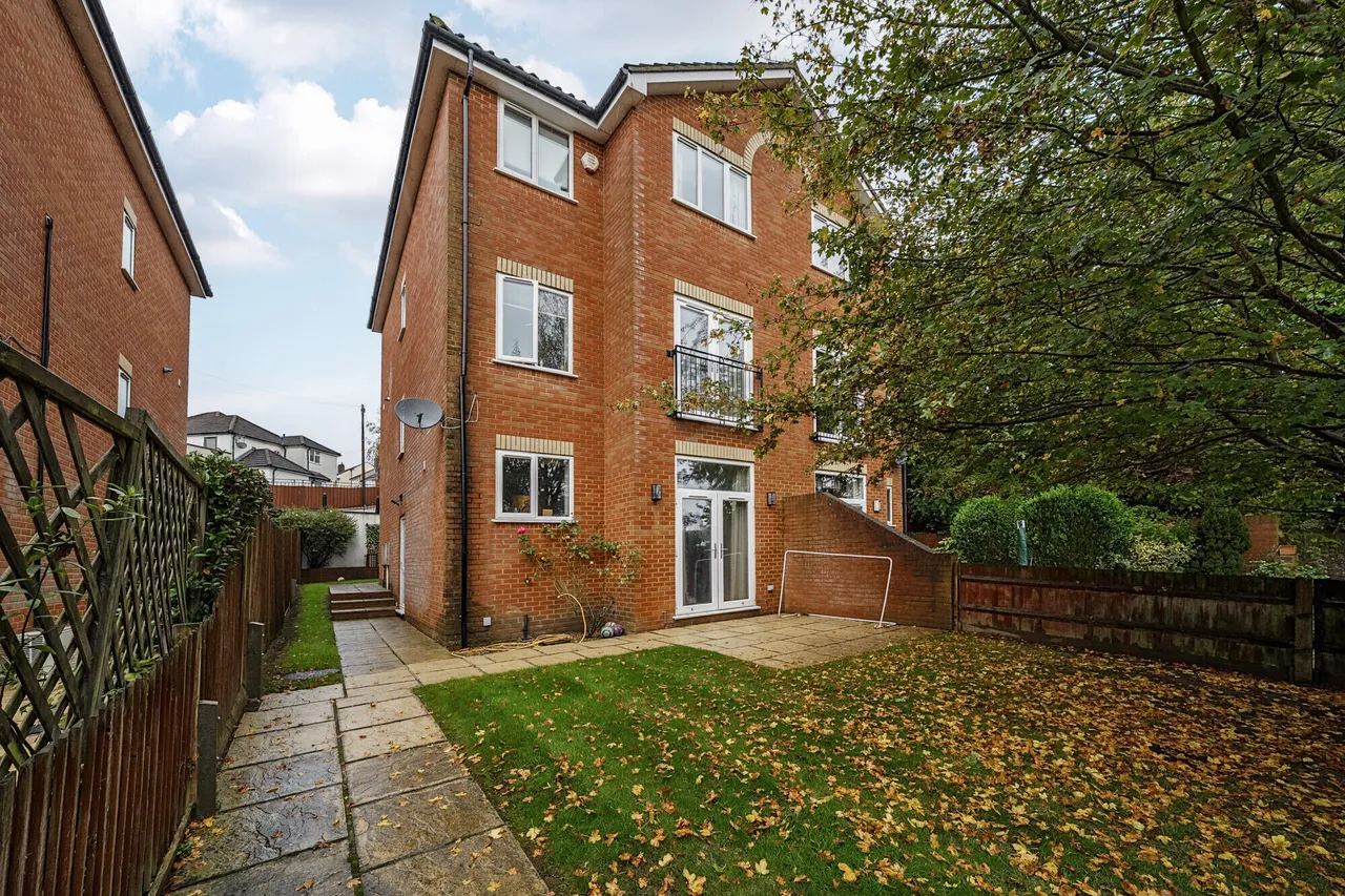 Hazelbank, Rickmansworth, WD3, photo 8