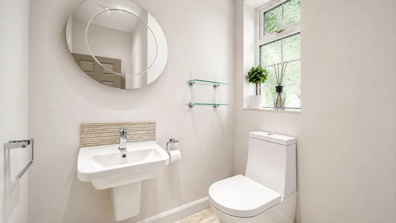 Warrington Road, Mere, WA16, photo 15