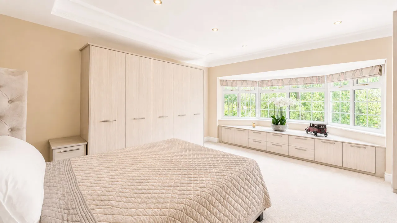 Warrington Road, Mere, WA16, photo 23