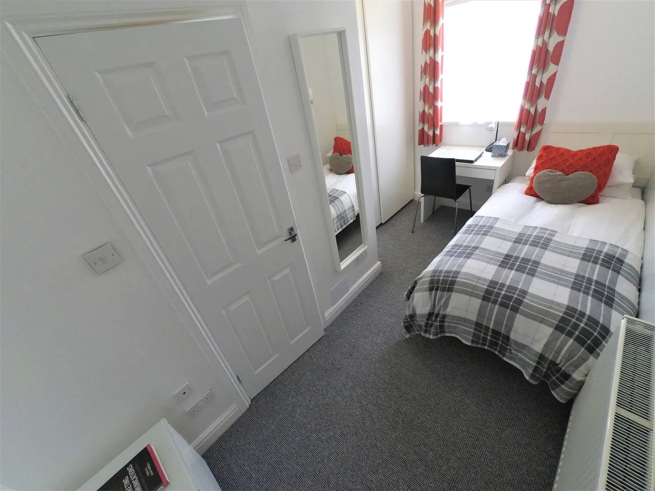 Royal Terrace, Barrack Road, Northampton, NN1 3RF, photo 3