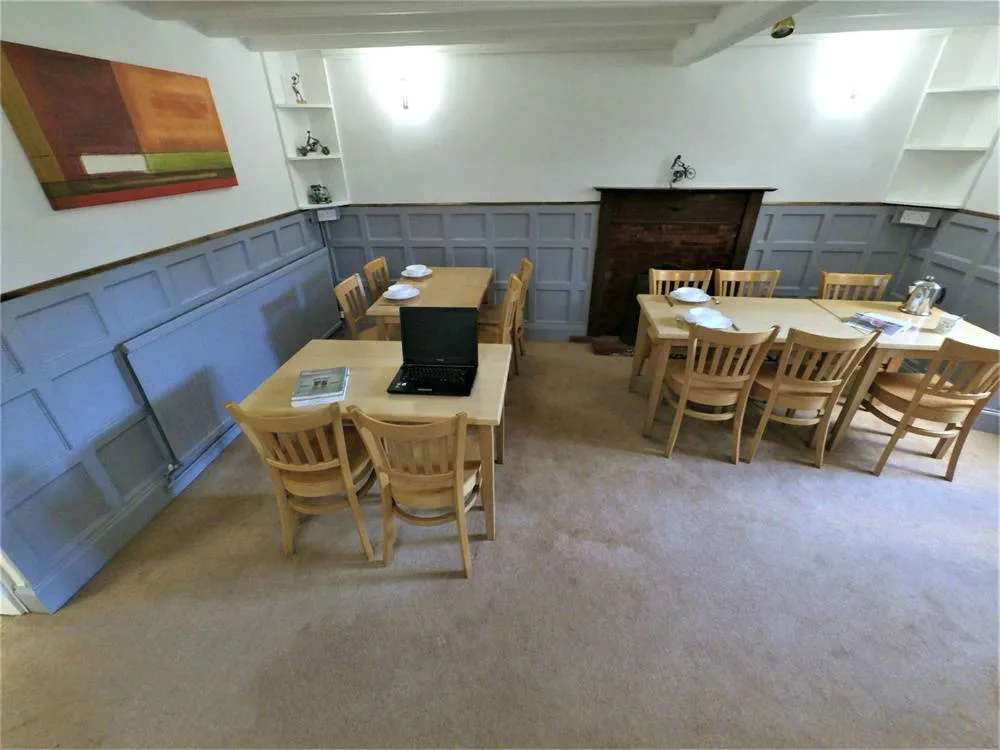 Royal Terrace, Barrack Road, Northampton, NN1 3RF, photo 5