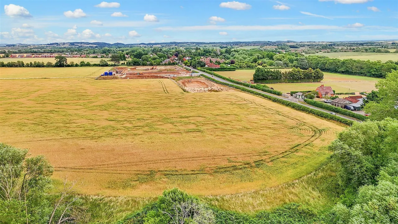 Abberley, Avon Edge, Evesham Road, Salford Priors, WR11, photo 12